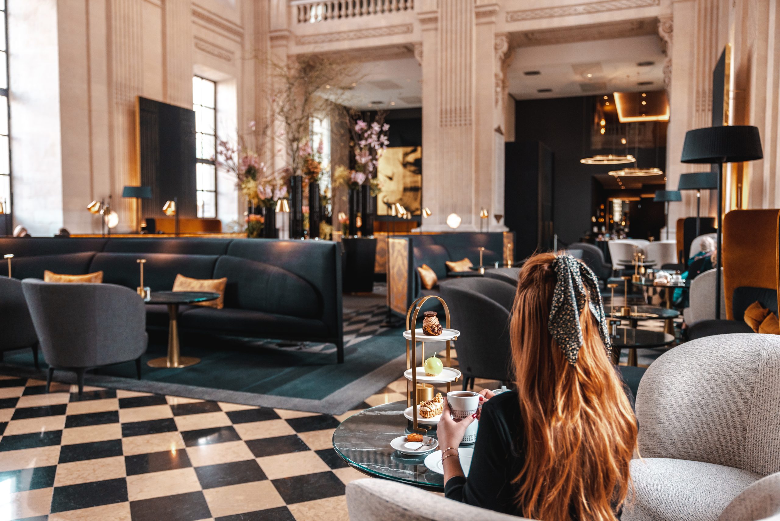 Tea-Time-bar-le-Dome-intercontinental-lyon-hotel-dieu